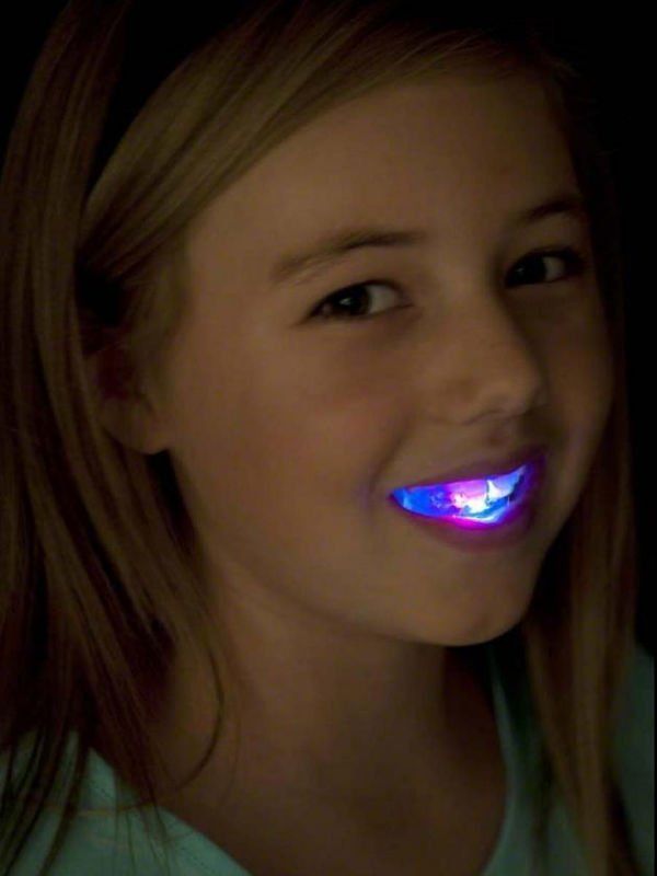 1X LED Light Mouth Guard Mouthpiece Flashing Piece Party glow in the